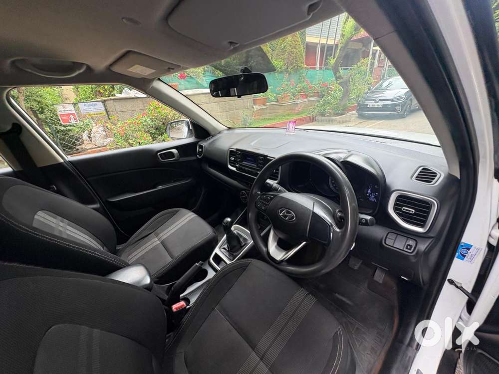 Hyundai Venue 1.2 S Plus, 2019, Petrol