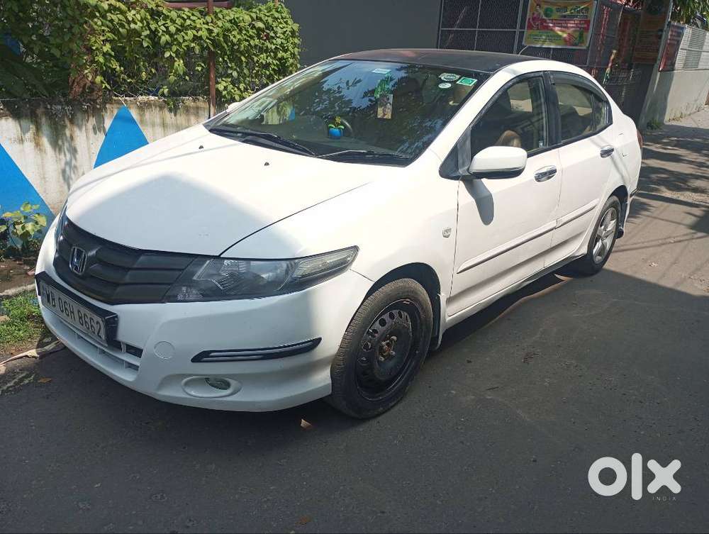 Honda City V 2012 Petrol Life Time Tax