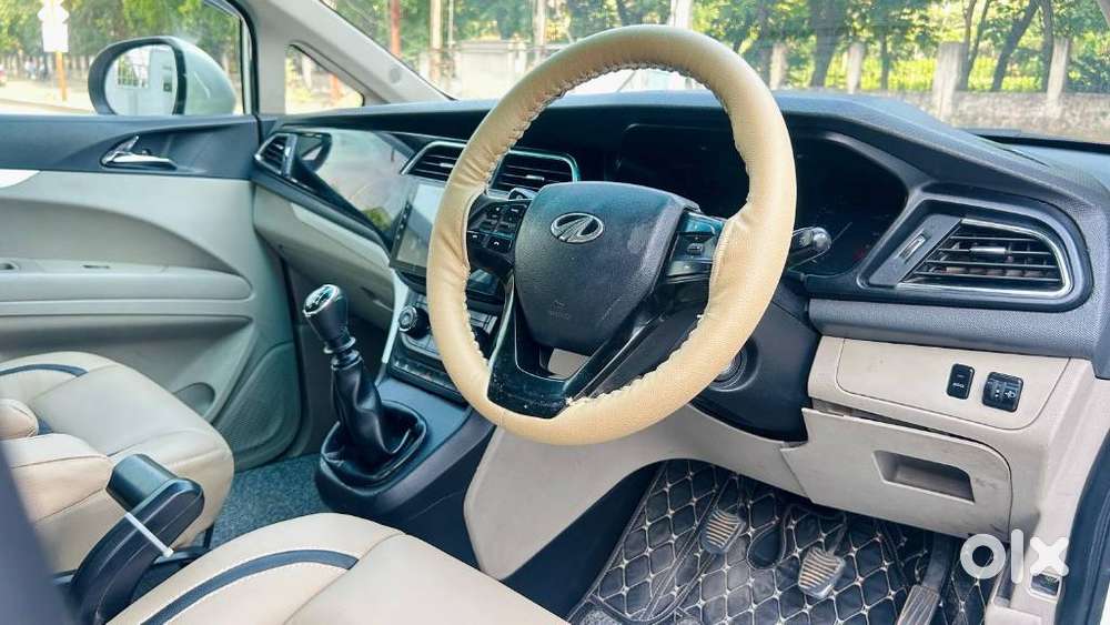 Mahindra Marazzo M6 8str, 2019, Diesel