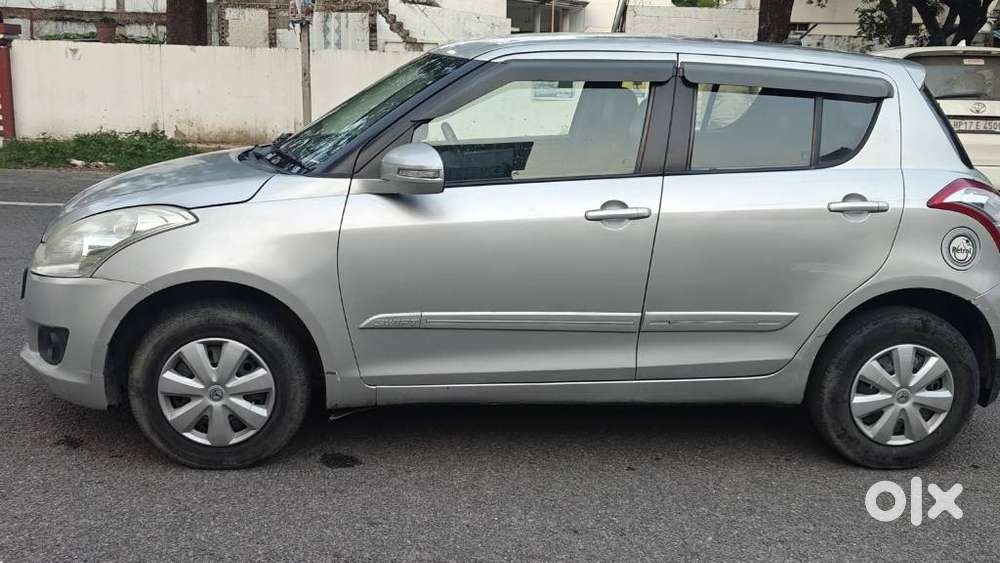 Maruti Suzuki Swift Vxi Optional, 2013, Petrol