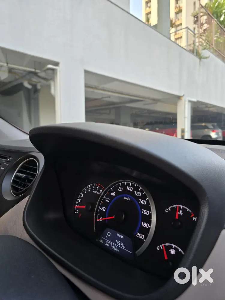 Hyundai Grand I10 Automatic Asta Petrol Single Owner 2014 Model