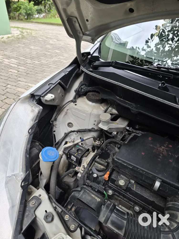 Maruti Suzuki Ertiga Vxi 2024