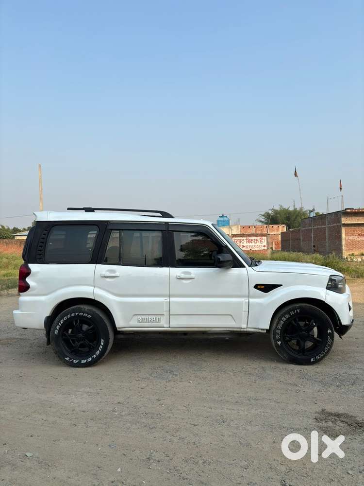 Mahindra Scorpio 2015 Diesel Genuine 150000 Km Driven