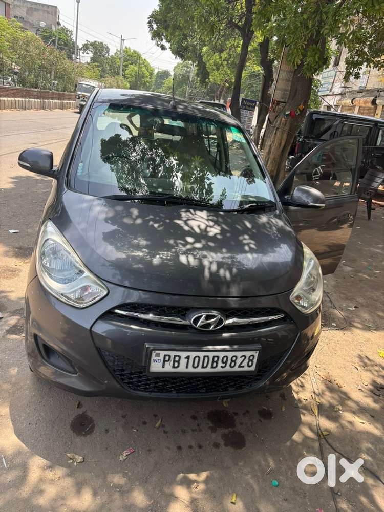 Hyundai Petrol Car 2011