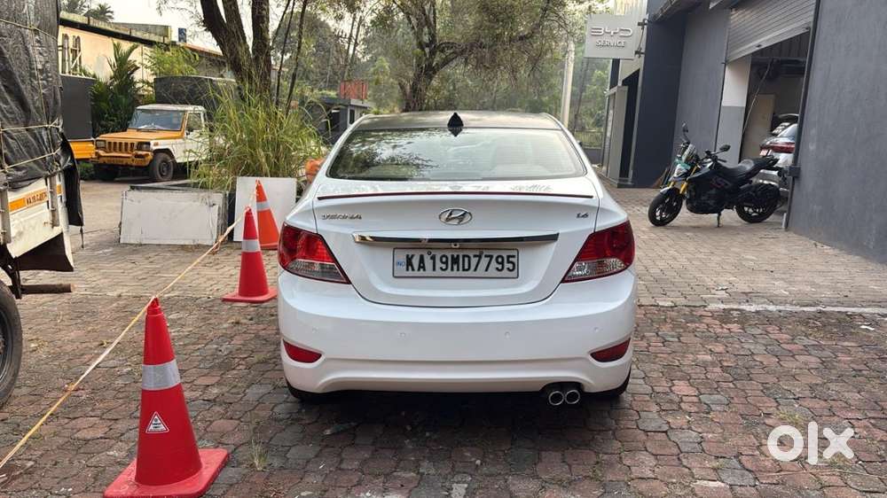 Hyundai Fluidic Verna 2014 Petrol Good Condition