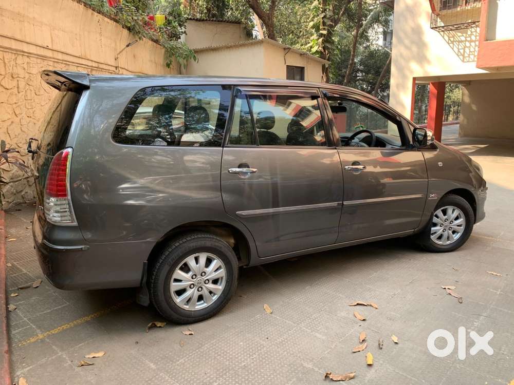 Toyota Innova 2011 Diesel Well Maintained