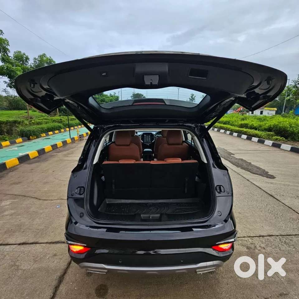Mg Hector Plus 1.5 Sharp Turbo Cvt 6 Str, 2022, Petrol