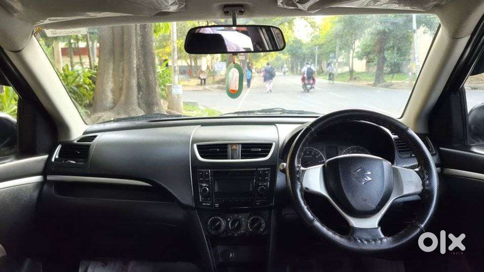 Maruti Suzuki Swift Vxi + Manual, 2016, Petrol
