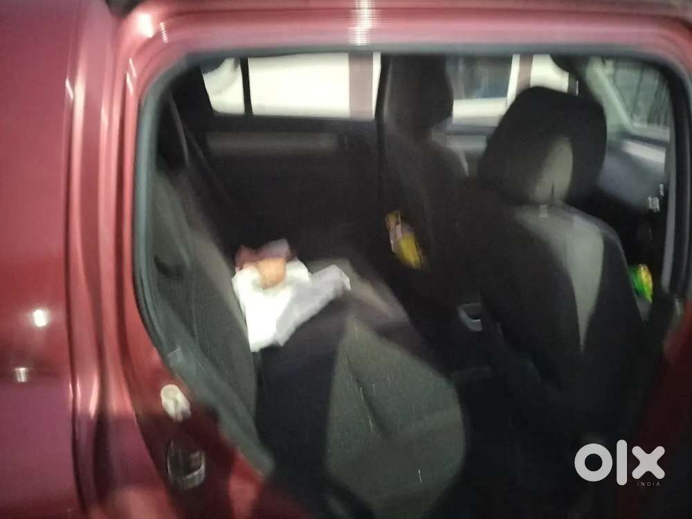Alloy Wheels ,power Window , New Battery,80%tyres Cool Ac Family Car