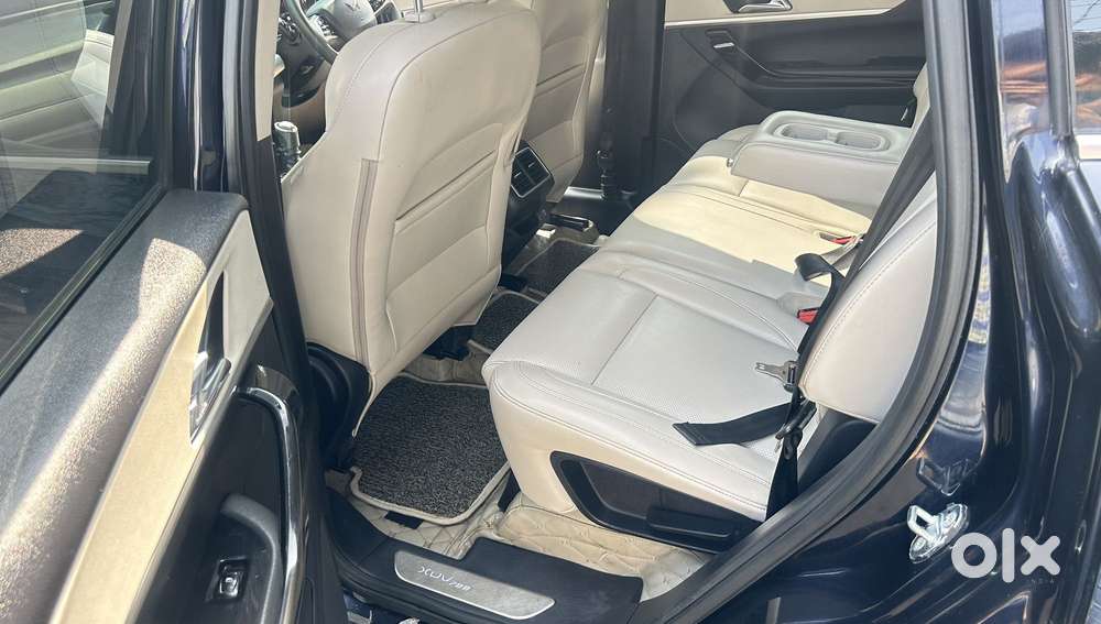 Mahindra Xuv700 2.2 Ax 7 Diesel Mt Luxury Pack Str, 2022, Diesel