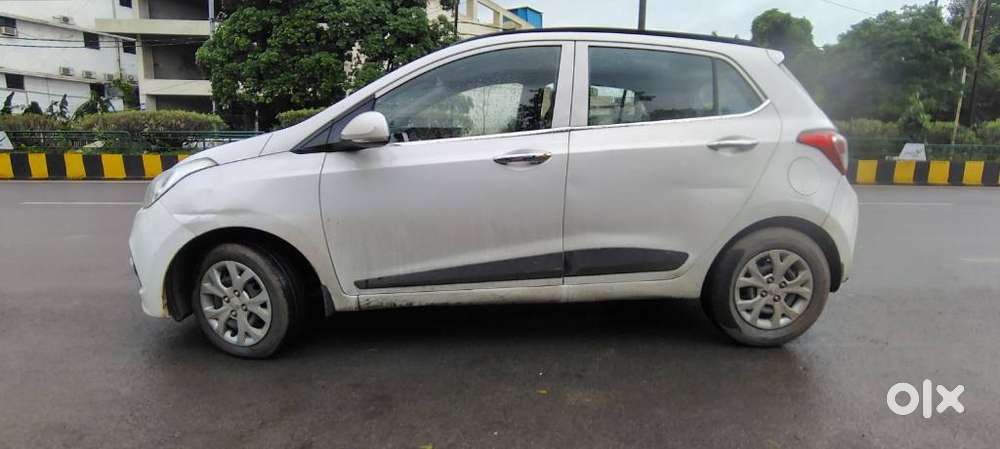 Hyundai Grand I10 1.2 Crdi Sportz Option, 2013, Diesel