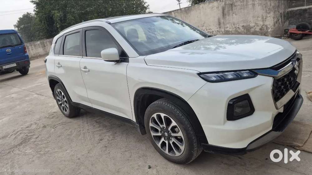 Strong Hybrid  26 Km/l Average