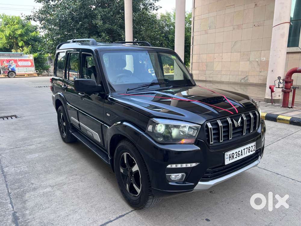 Mahindra Scorpio Classic, 2025, Diesel