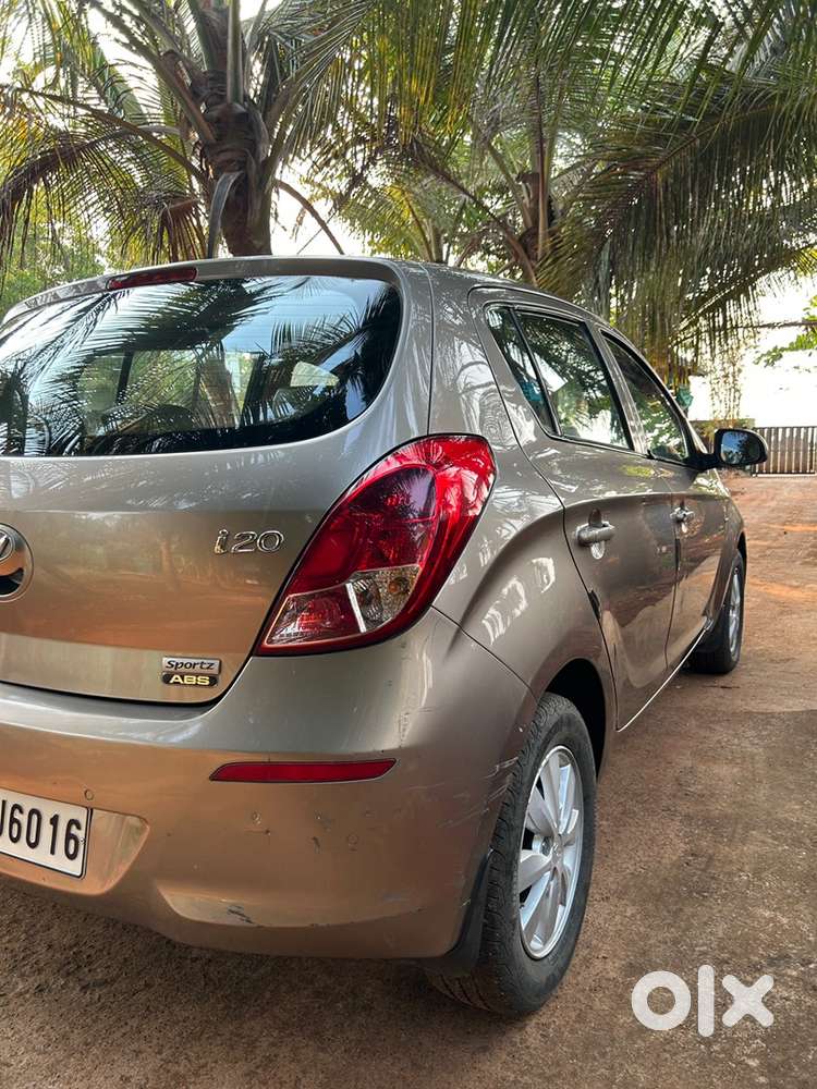 Hyundai I20 Sportz Petrol 2014