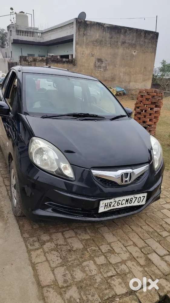 Honda Brio 2015 Petrol Year