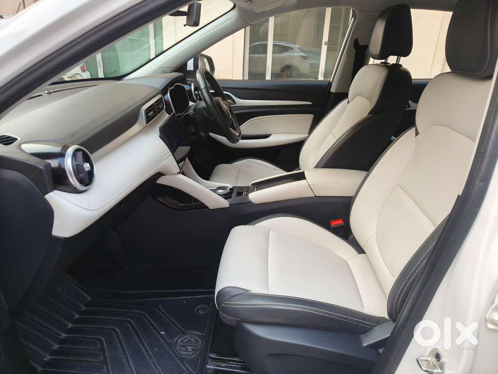 Mg Zs Ev Exclusive Iconic Ivory, 2022, Electric