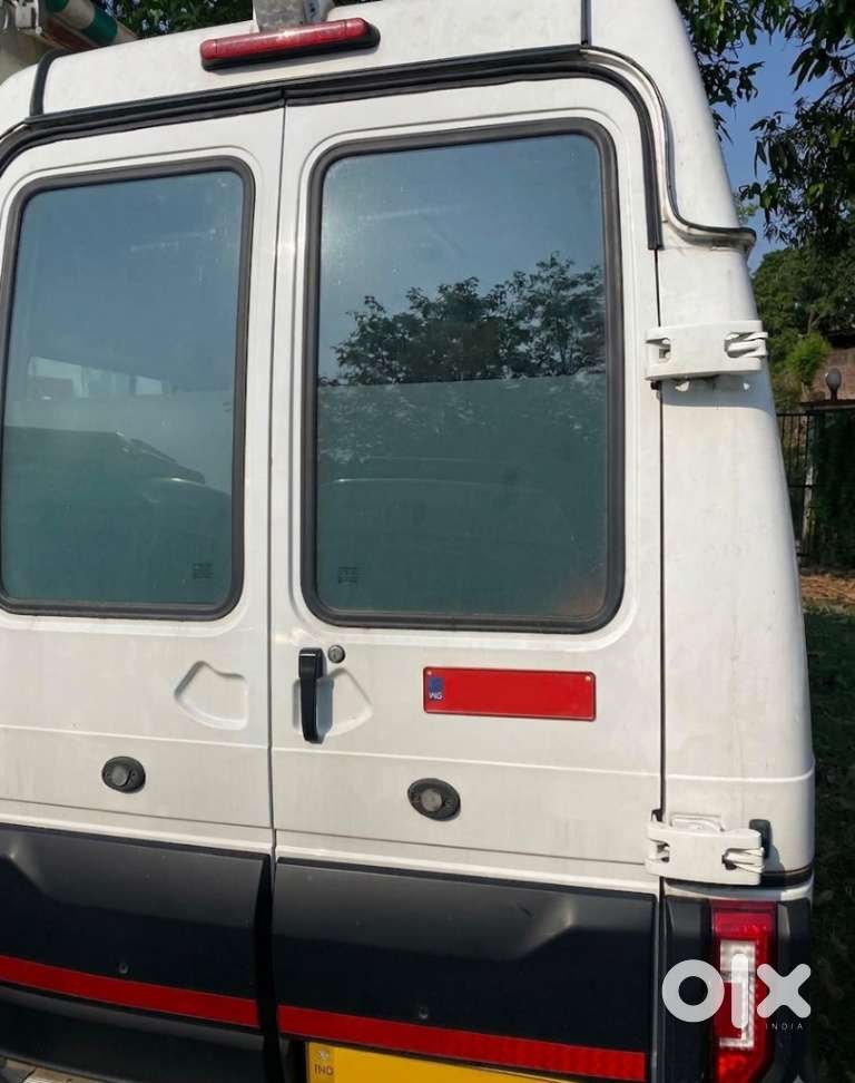 Tata Winger Luxury - Flat Roof (ac), 2023, Diesel