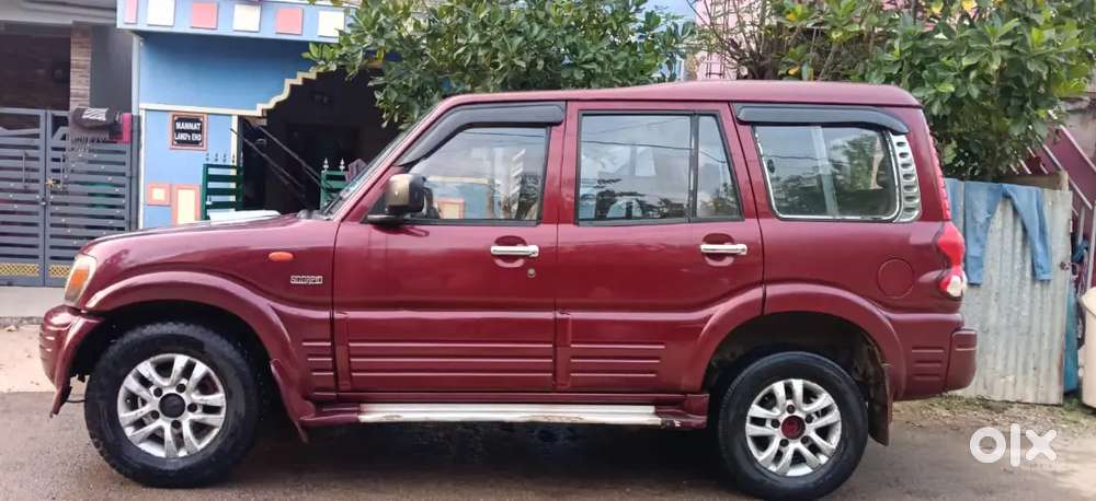Mahindra Scorpio Classic Diesel 2006