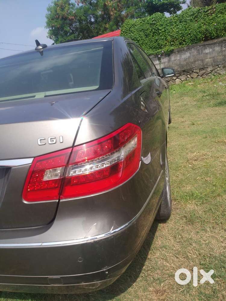 Mercedes-benz E-class E 200 Cgi Elegance, 2011, Petrol