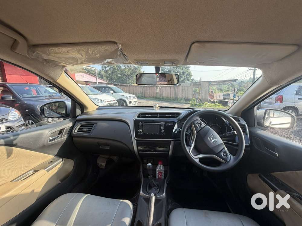 Honda City I-vtec V, 2016, Petrol