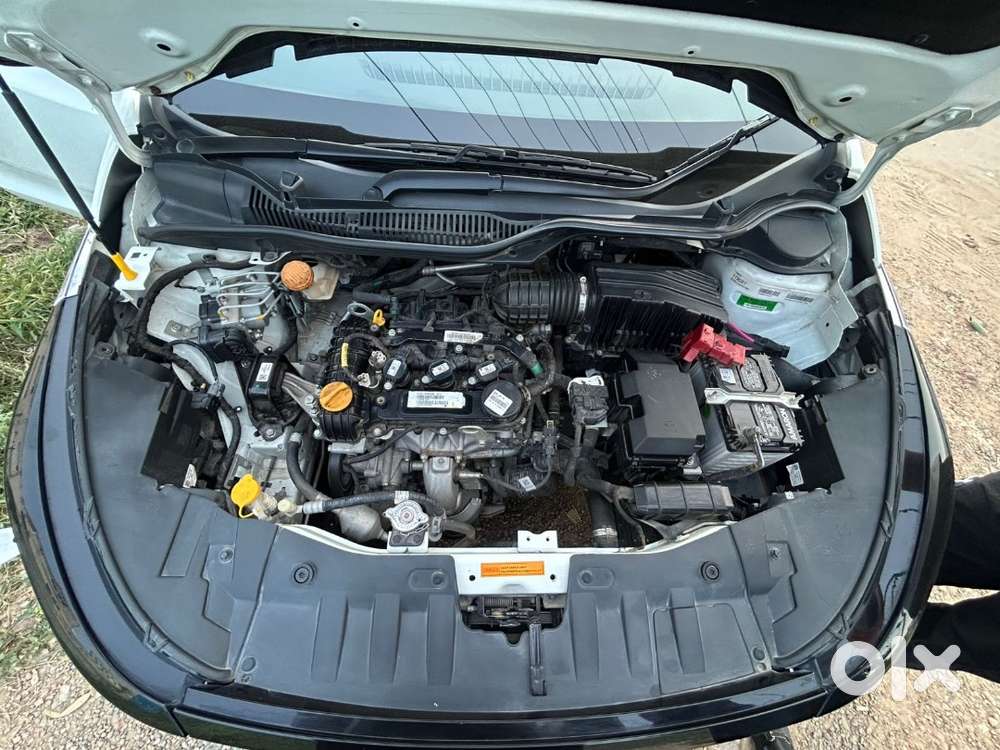 Tata Altroz Xe Petrol 2021