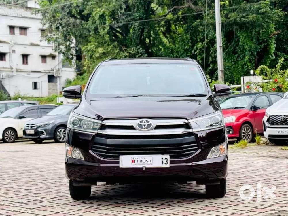 Toyota Innova Crysta 2.4 V 7 Str, 2017, Diesel