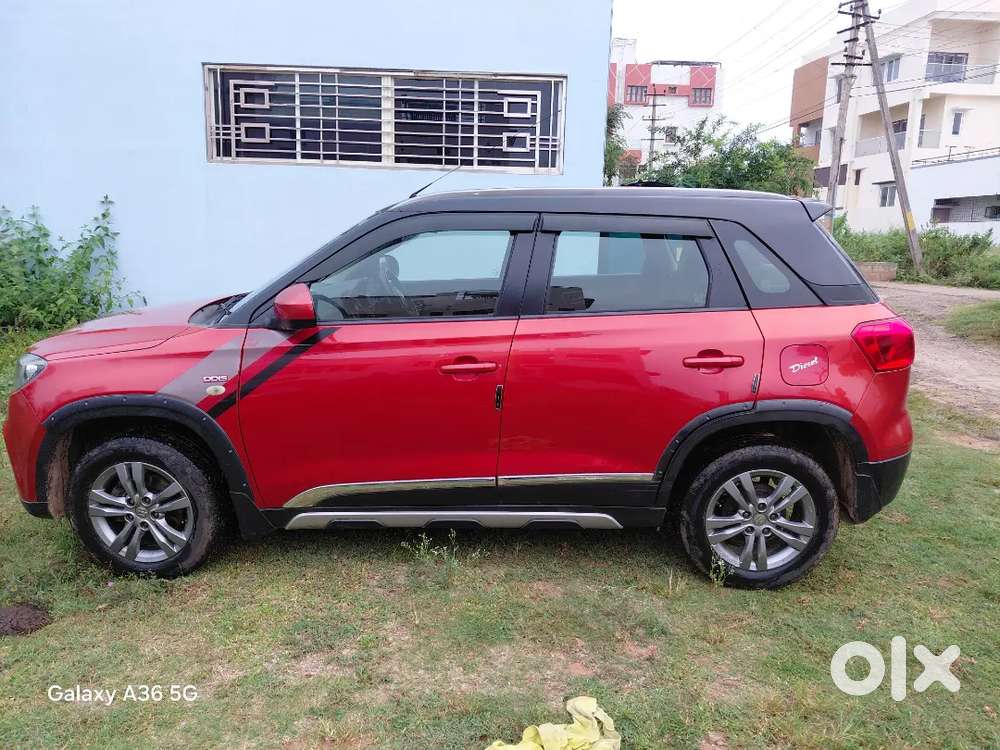 Maruti Vitara Brezza 2016 Diesel - Blazing Red - Single Owner