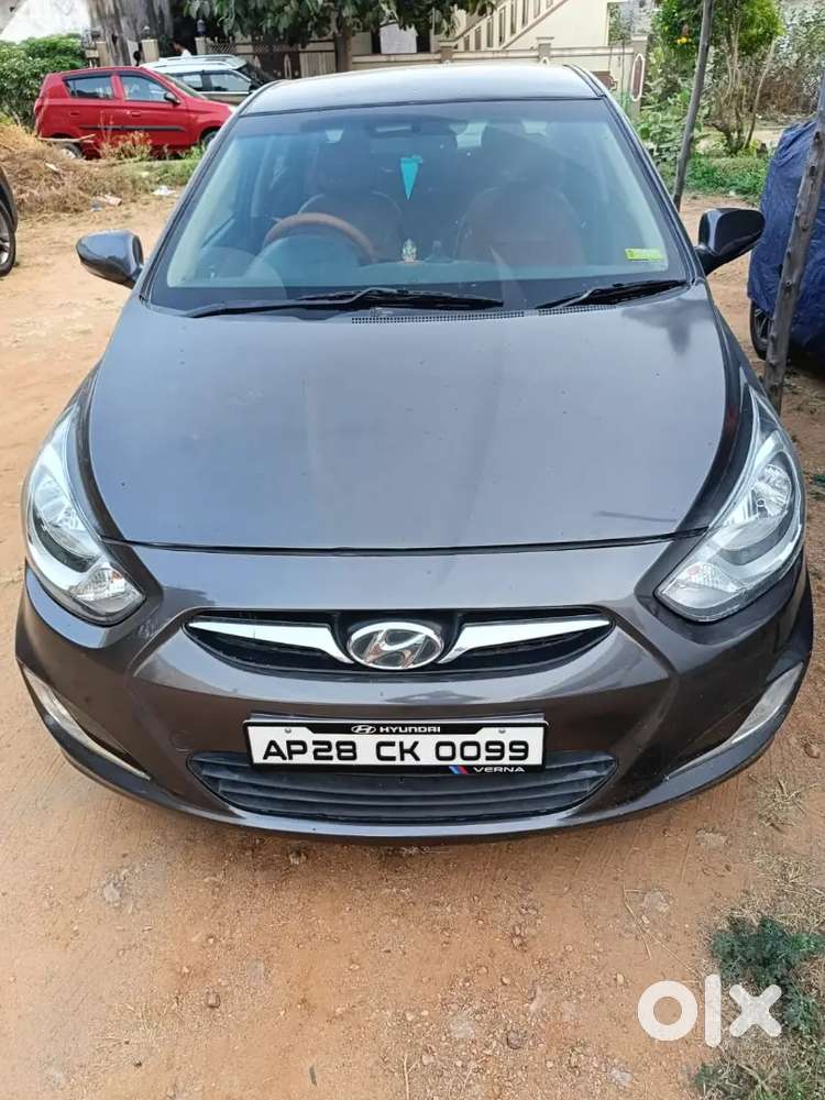 Hyundai Verna 2012 Diesel 98000 Km Driven
