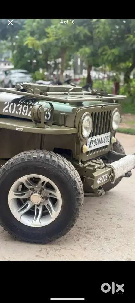 Mahindra Jeep Classic 1987