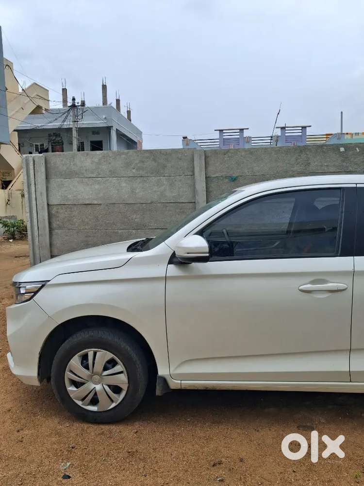 Vere Urgent Sale Iam Dubai