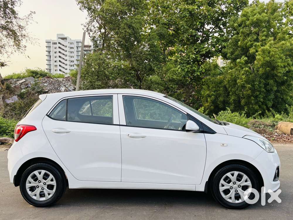 Hyundai Grand I10 Magna O At Petrol, 2017, Petrol