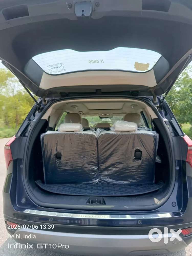 Mahindra Xuv700 2.2 Ax 7 Diesel At Luxury Pack Str, 2024, Diesel
