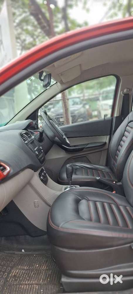 Tata Tiago 1.2 Revotron Xza, 2018, Petrol