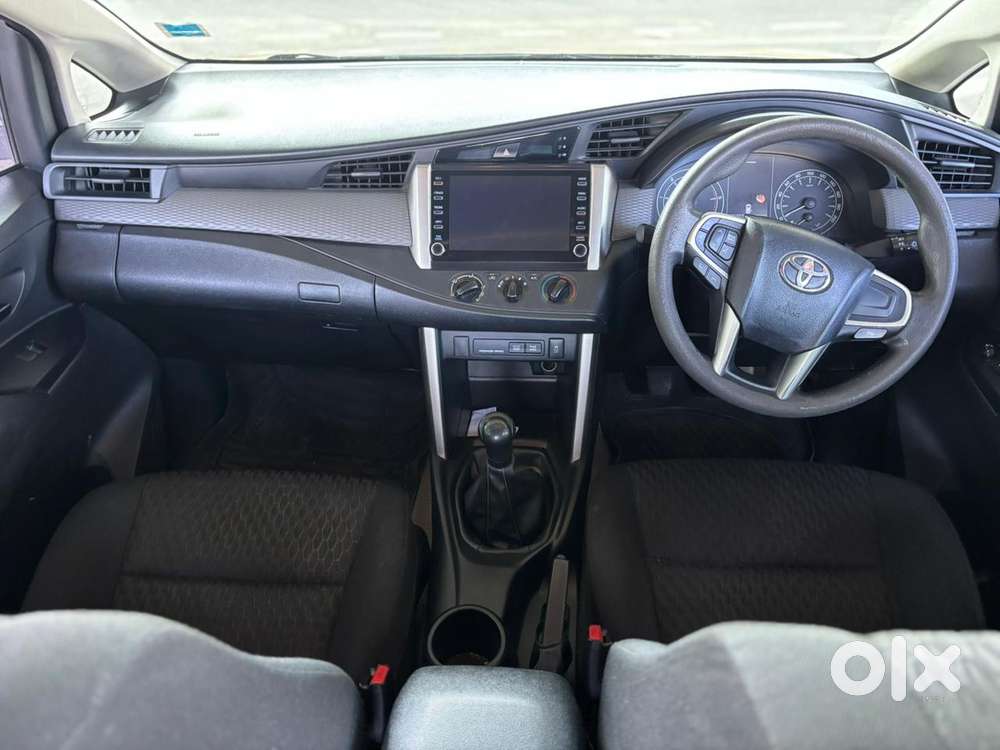 Toyota Innova Crysta 2.4 G Plus Mt 8 Str, 2021, Diesel