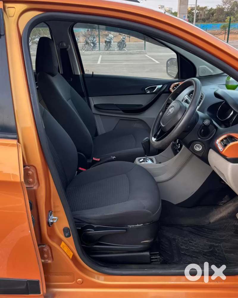 Tata Tiago Xza, 2018, Petrol