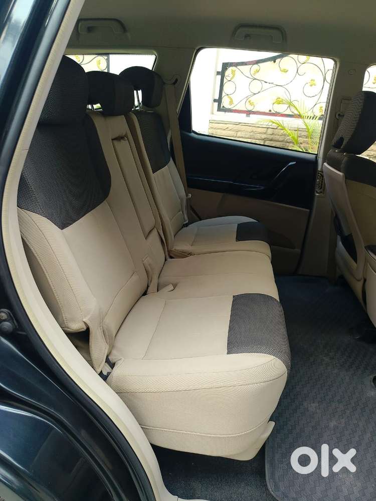 Mahindra Xuv500 W4, 2016