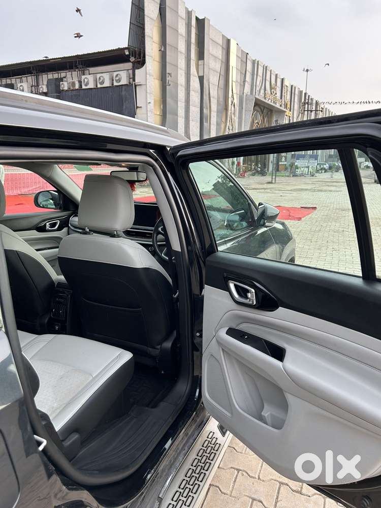 Jeep Meridian Limited, 2025, Diesel