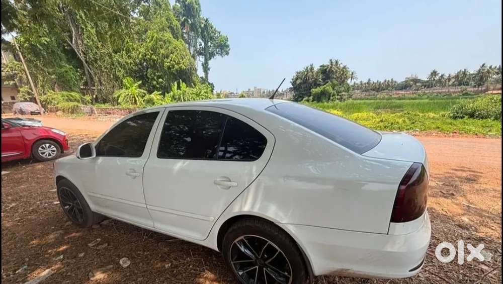 Skoda Laura 2010 Diesel Well Maintained