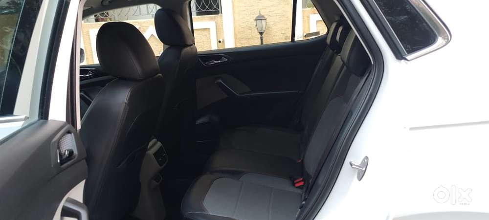 Skoda Kushaq 1.0 Tsi Style, 2023, Petrol