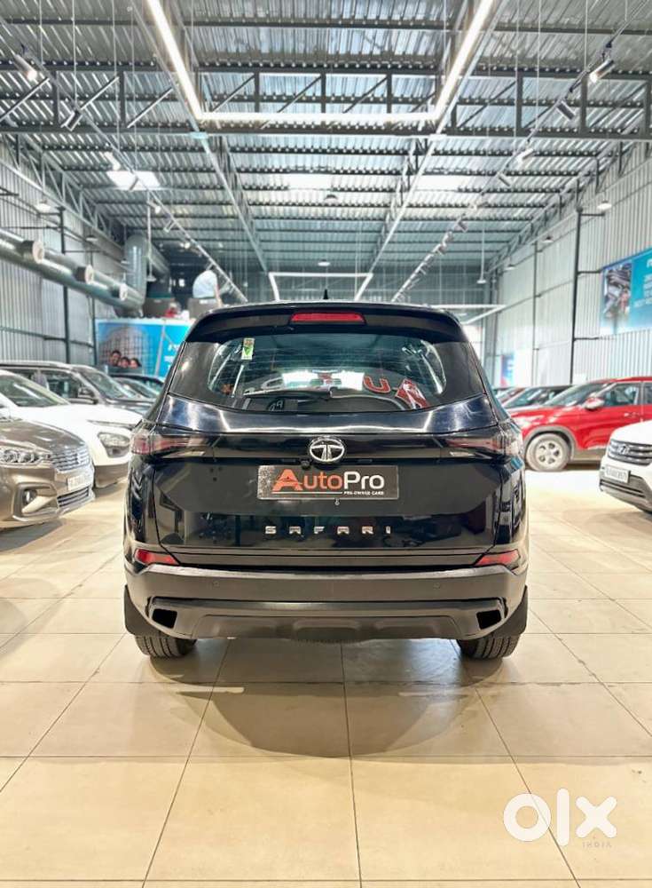 Tata Safari 2.0 Xza Plus 6 S Dark Edition, 2023, Diesel