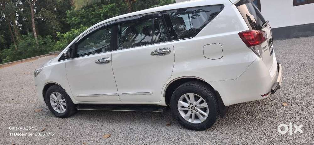 Toyota Innova Crysta 2.4 V 7 Str, 2018, Diesel