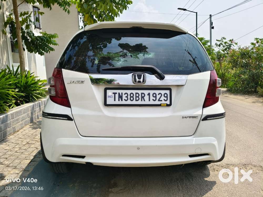 Honda Jazz S Mt I-vtec, 2012, Petrol