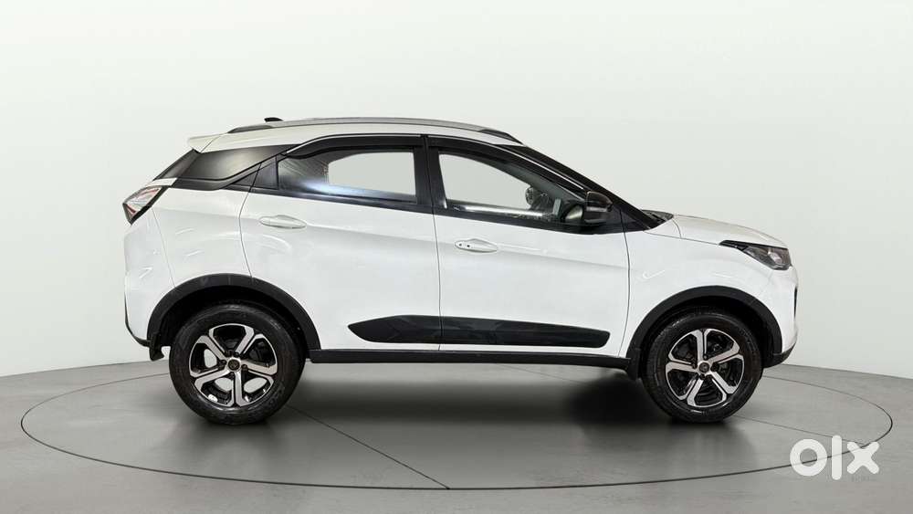 Tata Nexon 1.2 Revotron Xz Plus, 2022, Petrol