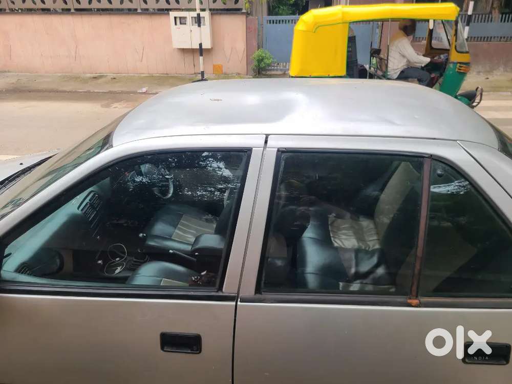 Maruti Suzuki Esteem Vxi 2005