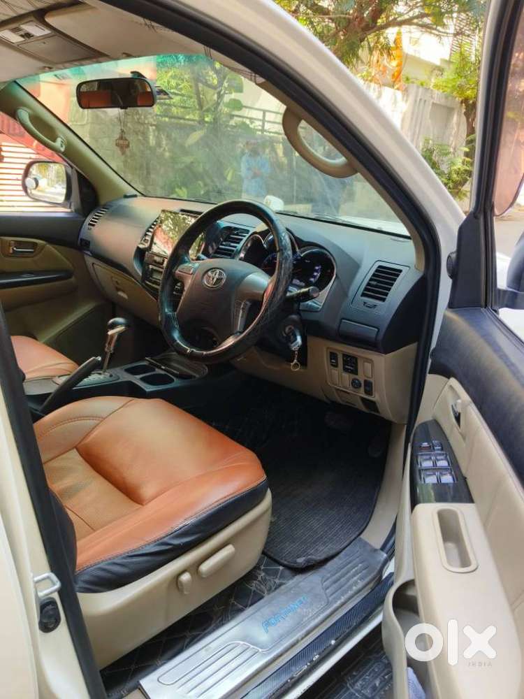 Toyota Fortuner 3.0 4x2 Automatic, 2014, Diesel