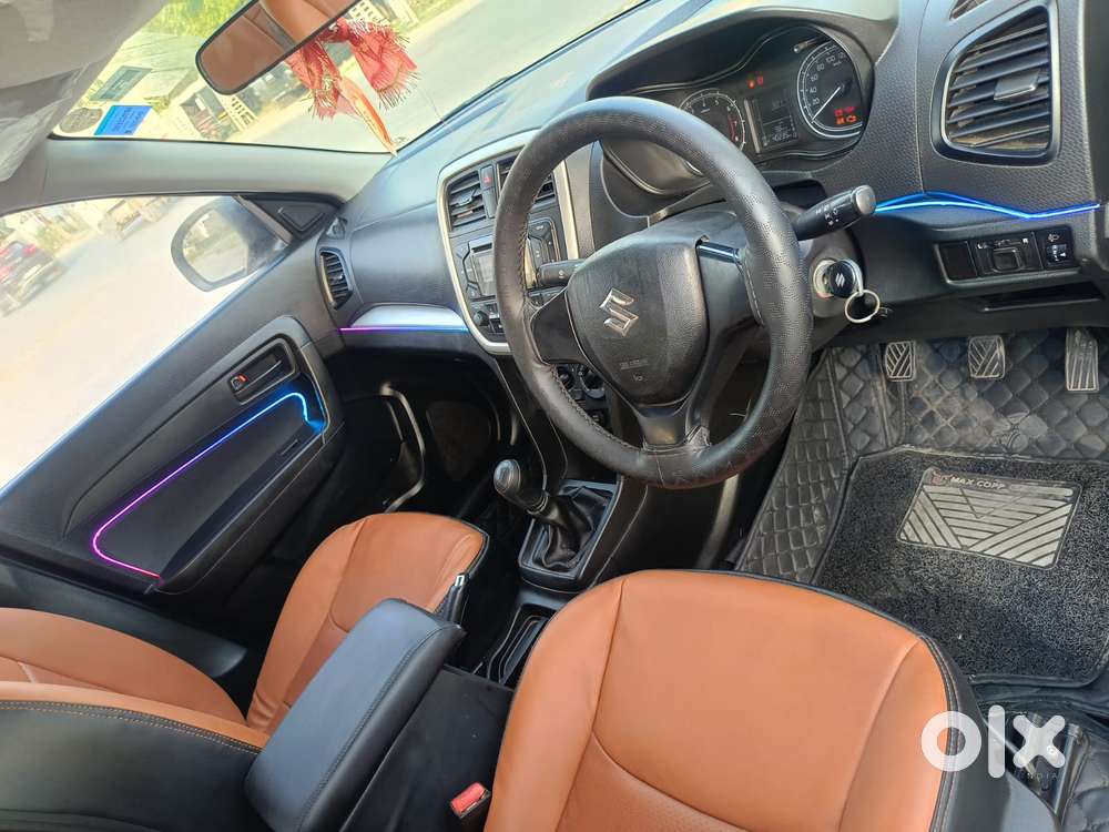 Maruti Suzuki Brezza 1.5 Lxi Smart Hybrid, 2021, Petrol