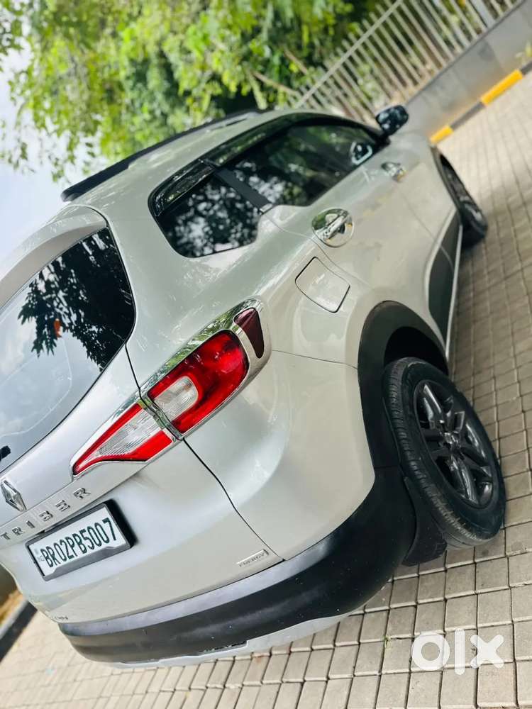 Renault Triber Rxz, 2020, Petrol