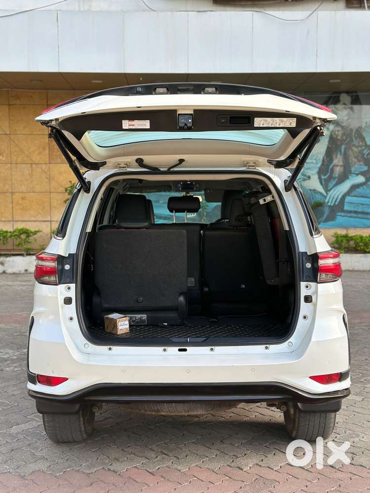 Toyota Fortuner Legender 4x2 At 2.8, 2025, Diesel