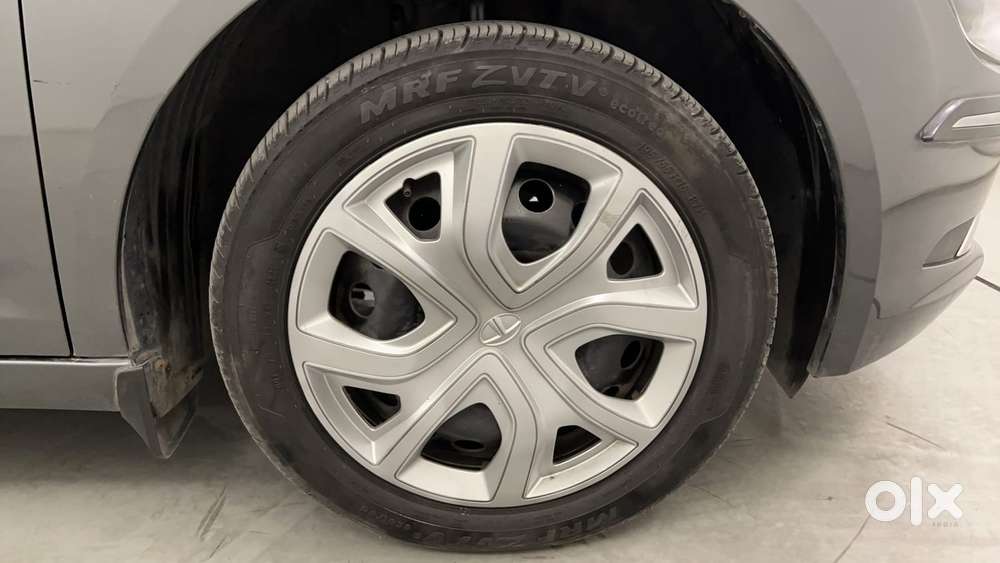 Tata Altroz 1.2 Xt, 2022, Petrol