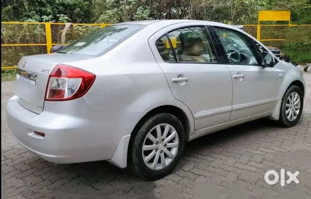 Maruti Suzuki Sx4 Zxi Leather Variant Cng & Petrol
